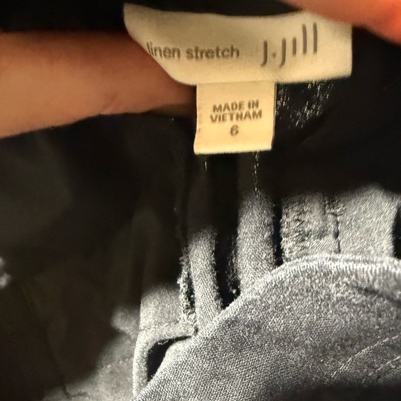 J. Jill Navy Blue Linen Stretch Shorts Size 6. - Picture 3 of 5